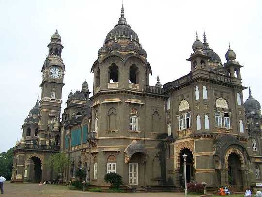 Shalini palace